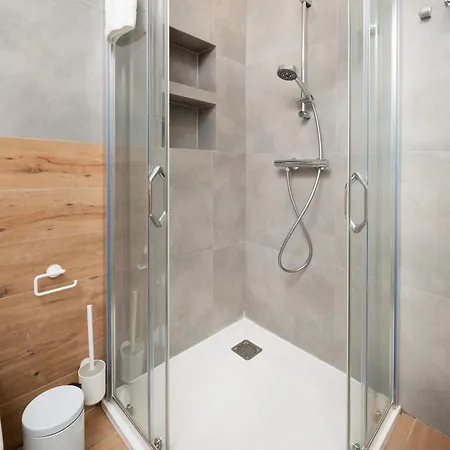 Rudzka Gora Comfy By Bookinghost * 罗兹