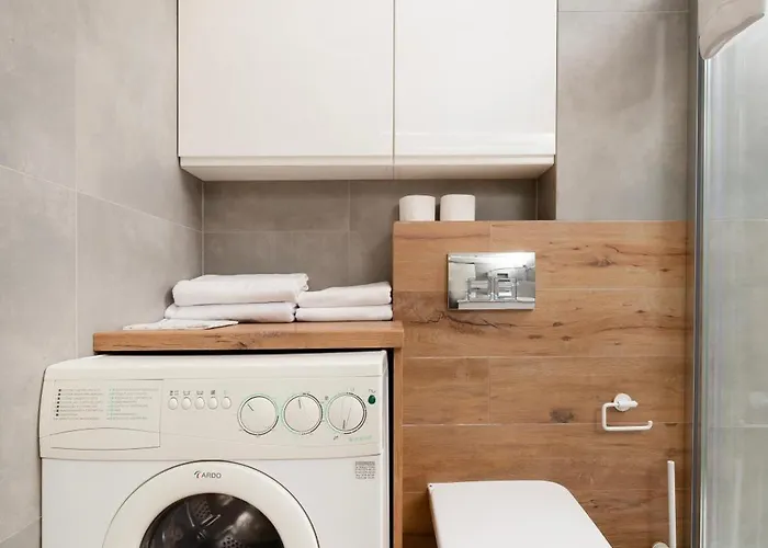 شقة Rudzka Gora Comfy By Bookinghost وودج