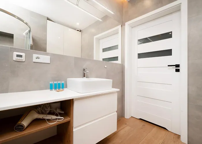 Rudzka Gora Comfy By Bookinghost شقة