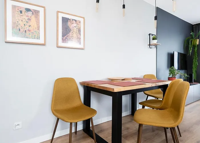 شقة Rudzka Gora Comfy By Bookinghost